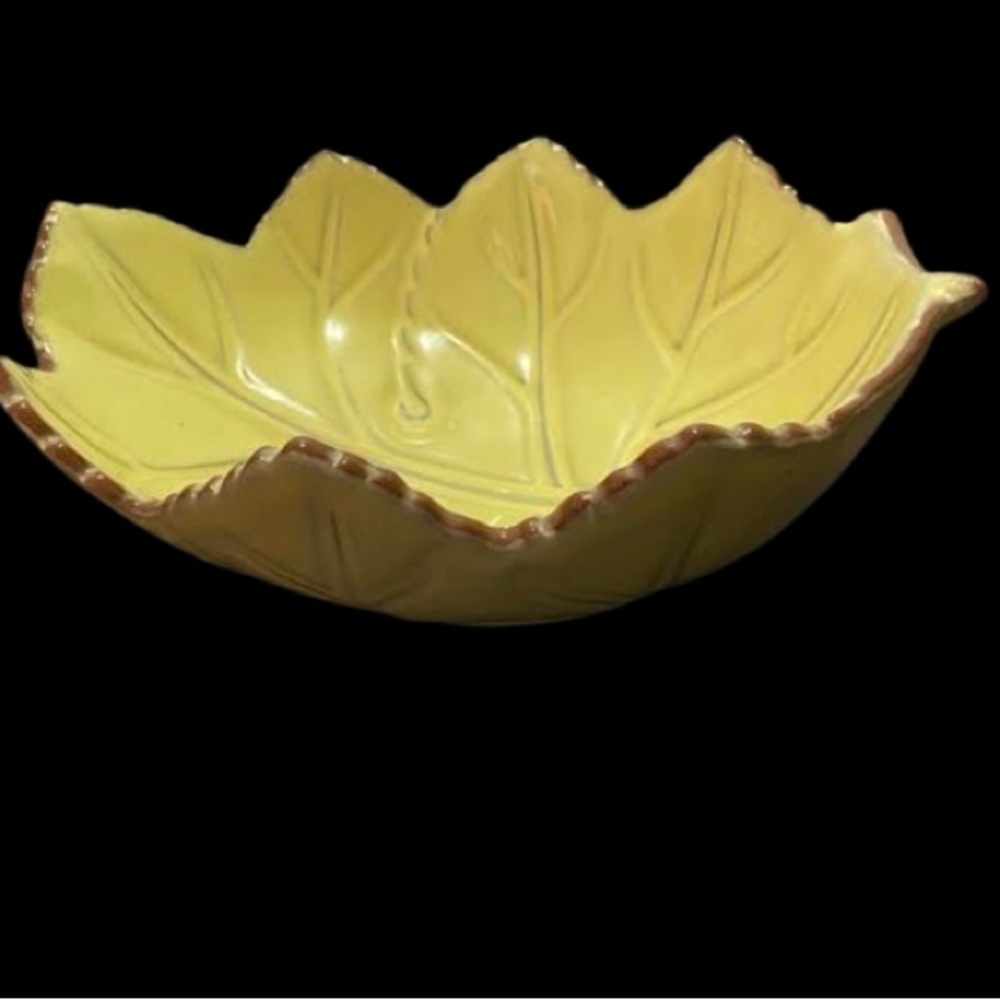 🍂 Large Ceramic Leaf Bowl Style Eyes by Baum Bros Naturals Collection - Picture 2 of 13